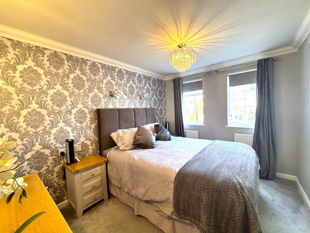 Bedroom 1.jpeg