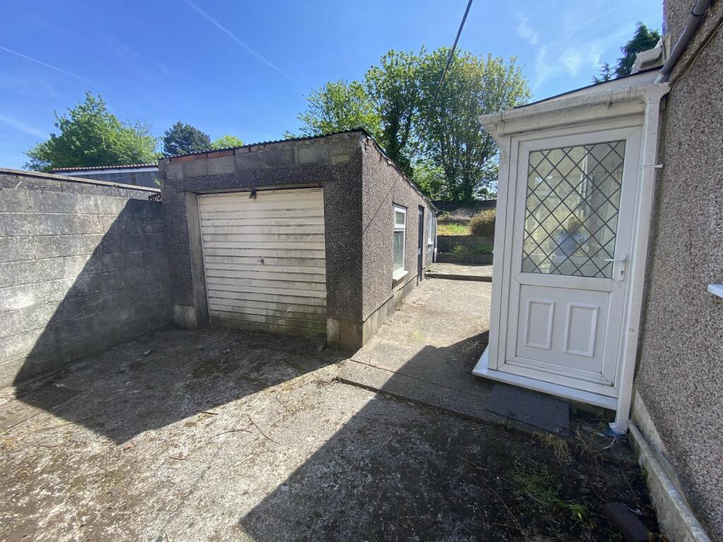 Garage and Workshop