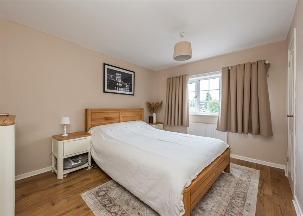 37 The Longlands-bed1 SEP24.jpg