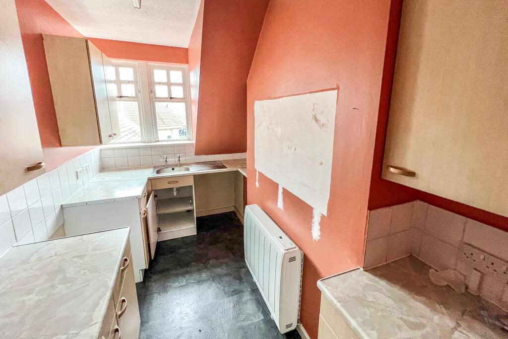 1-6 West End House, Marshfield Road, Chippenham, SN15 1JZ