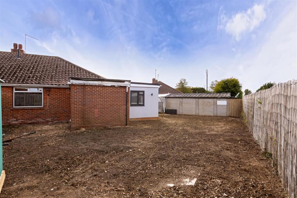 West Onslow Close_12.jpg