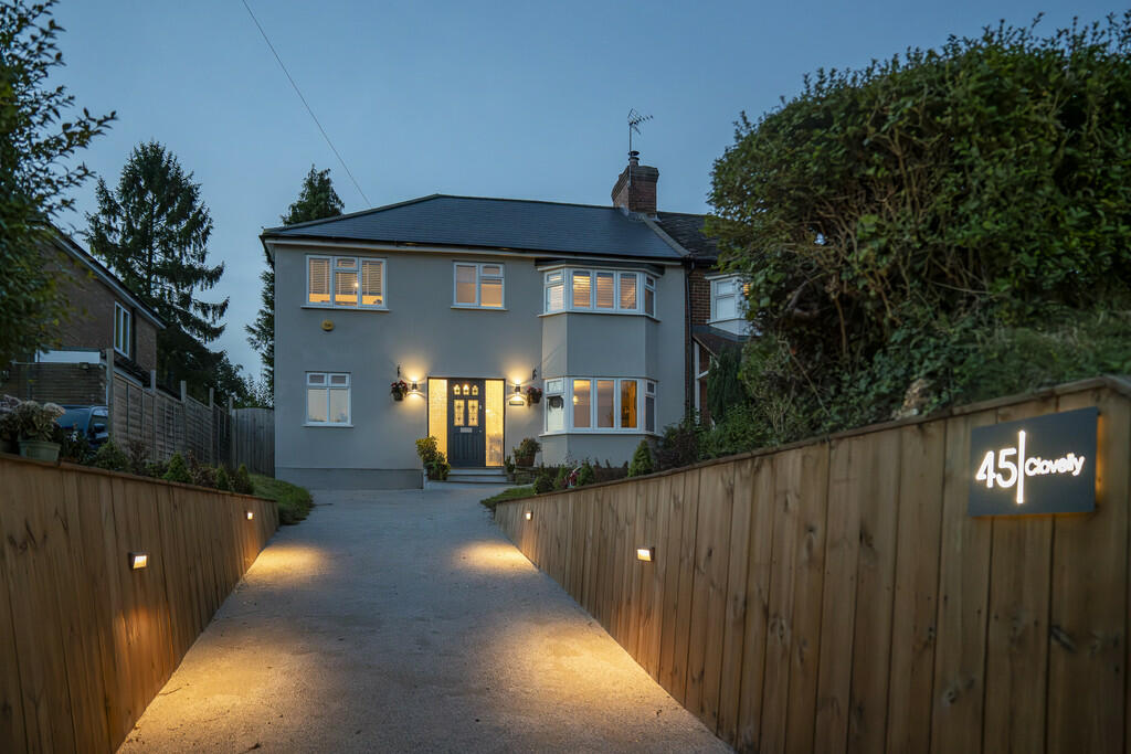 45 Chequers Hill,...