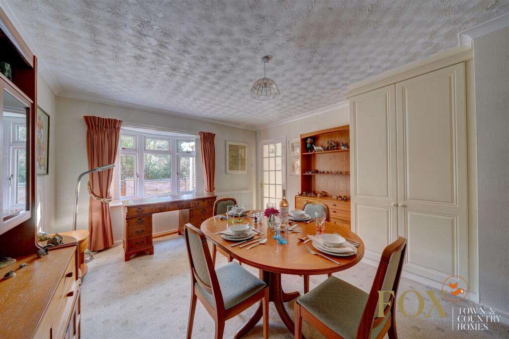 23 Old Road North (17).jpg