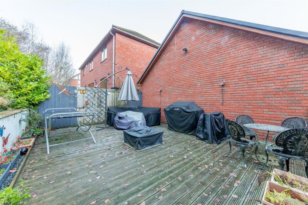 5 Snatchwood Court-33.jpg