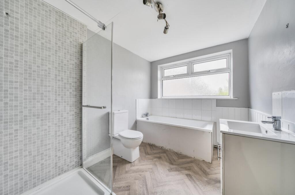 1364182-7-68e507d988b63