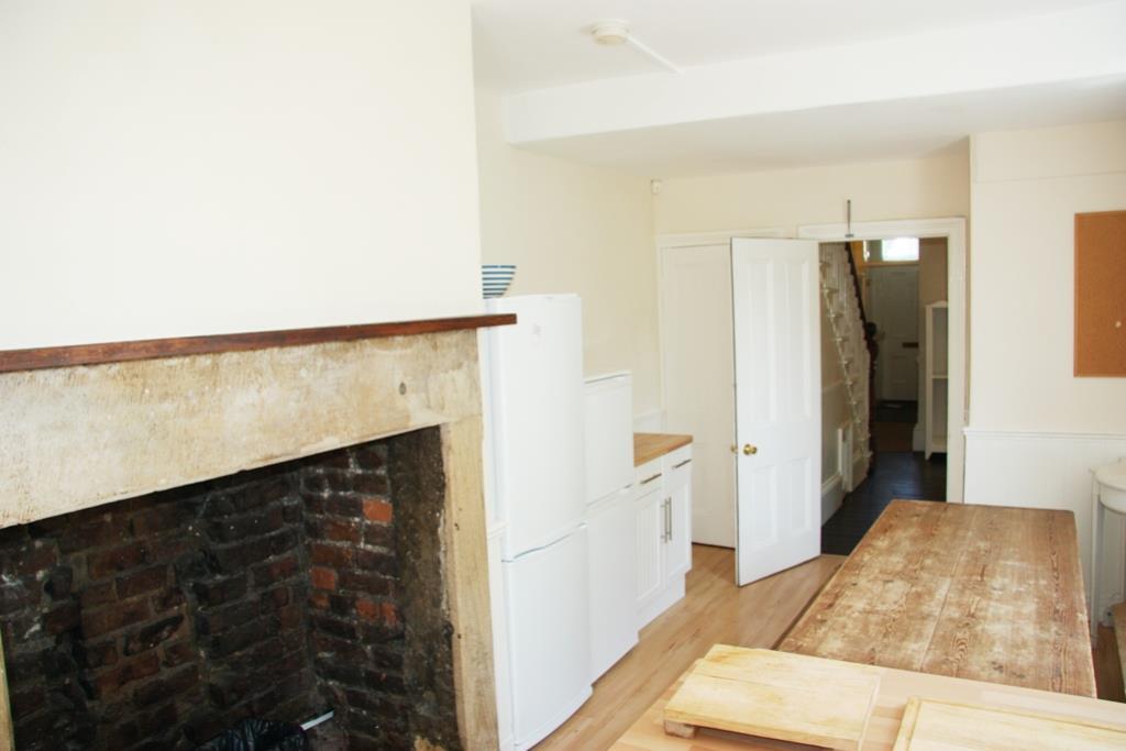54 Holly Avenue (5)