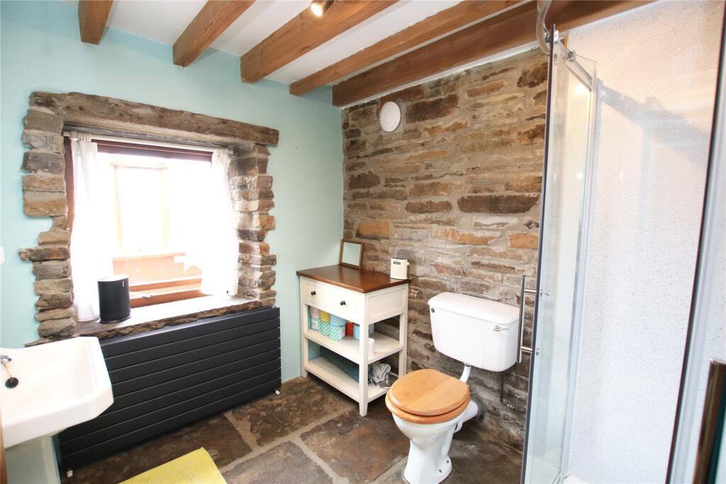 Gf Shower Room