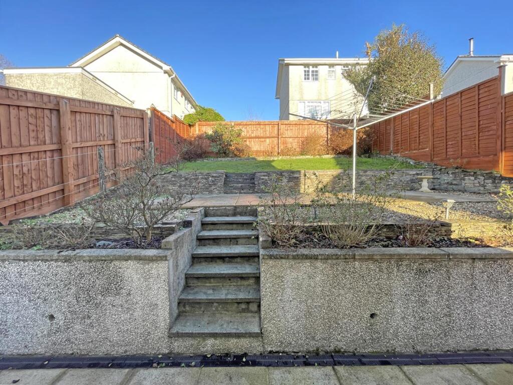 Culver Close 24 - Garden 3.jpg