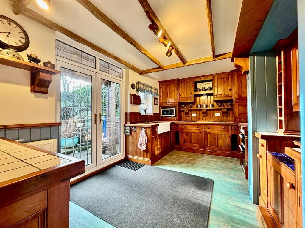 Breakfast Kitchen