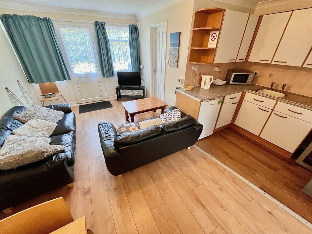 Open Plan Kitchen/Living Room