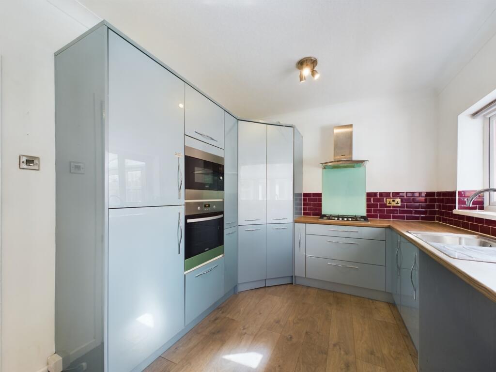 CAM01440G0-PR0066-STILL003