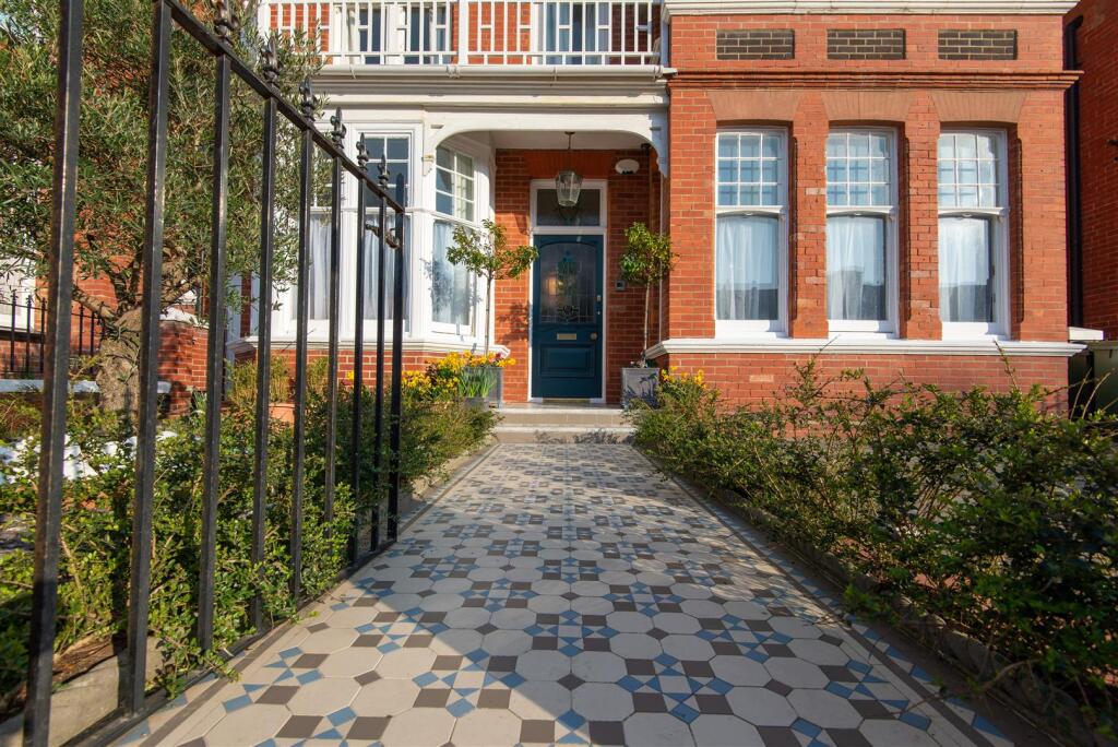 The Lodge NEW 150924 (1).jpg