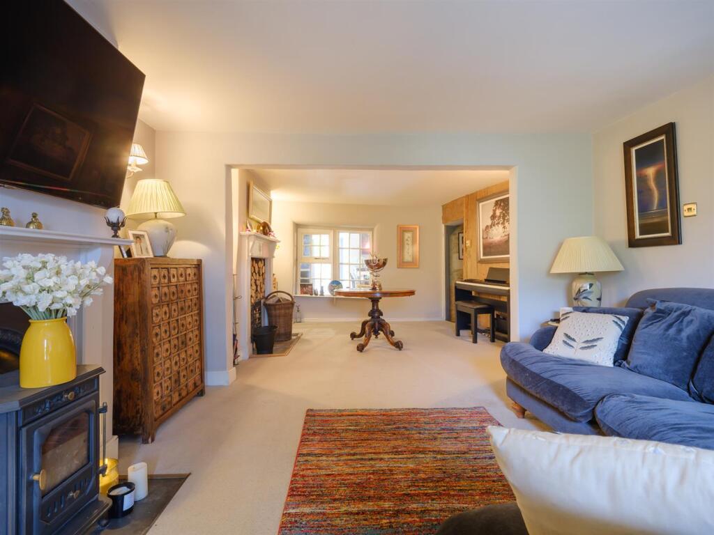 12 London Road-29.jpg