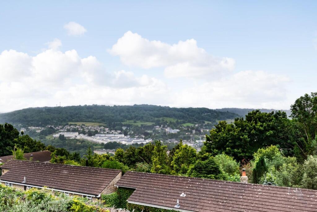 5 Claremont Walk Bath, BA1 6HB-12.jpg