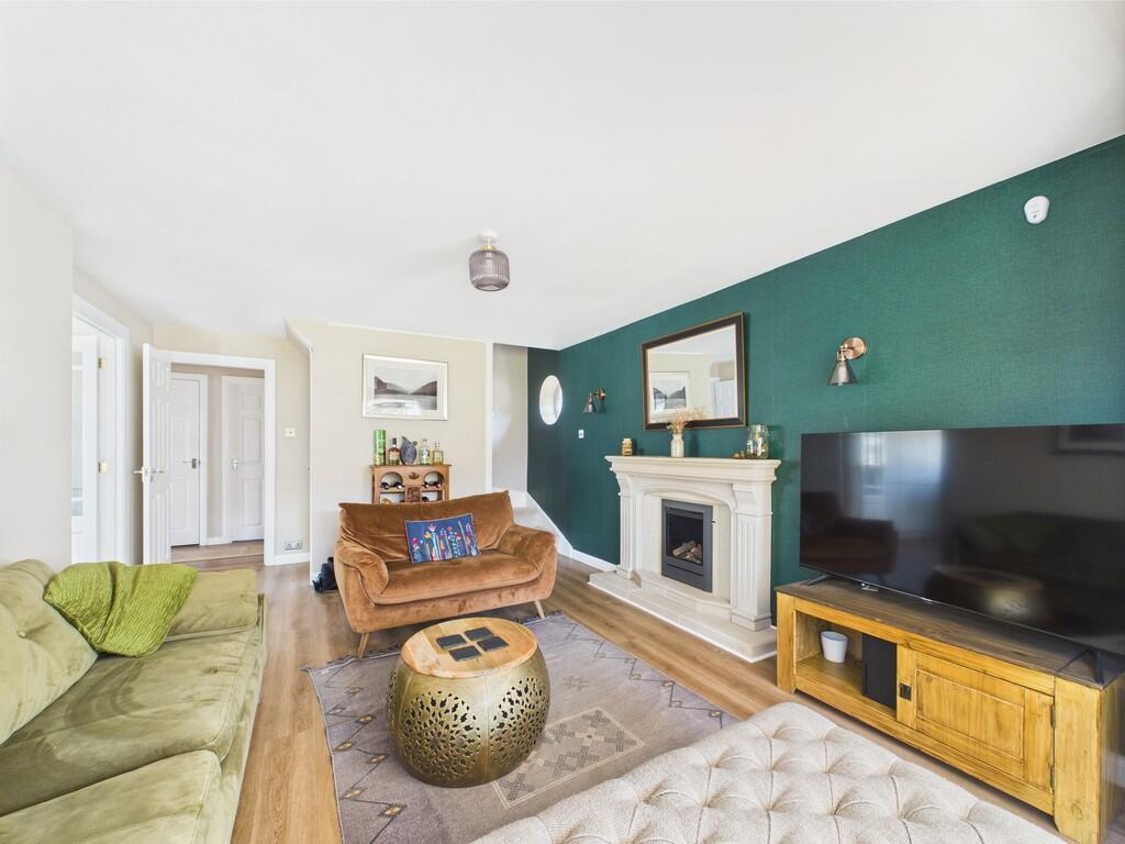 CAM02089G0-PR0474...