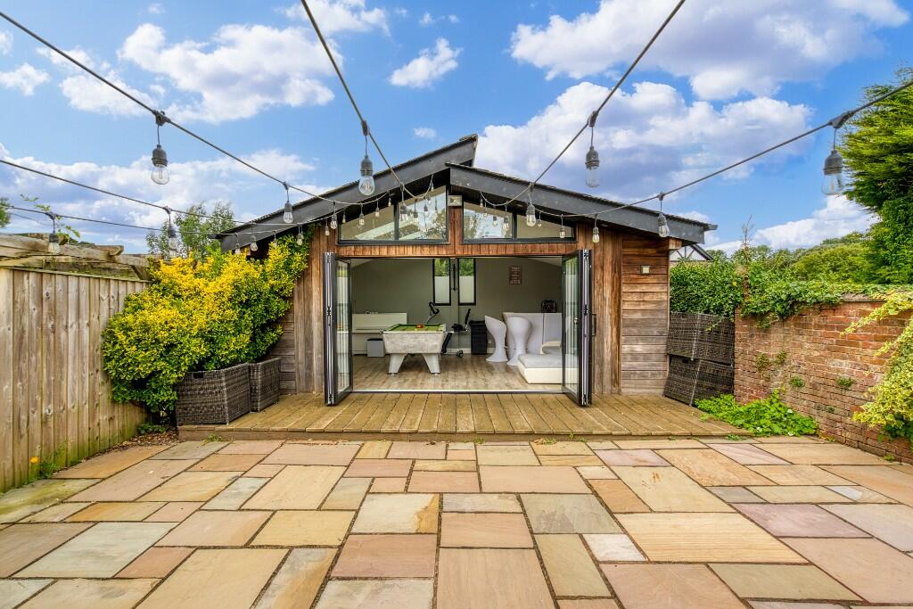 Summer House