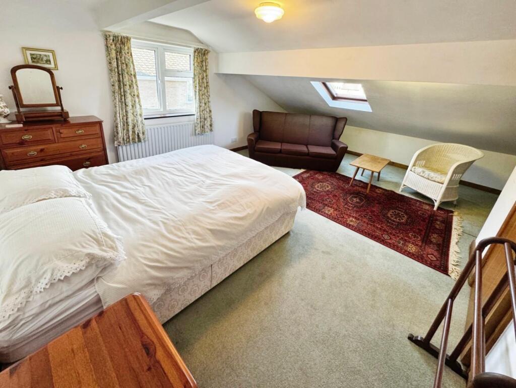 1be0e7a8-Main 20Bedroom.jpg