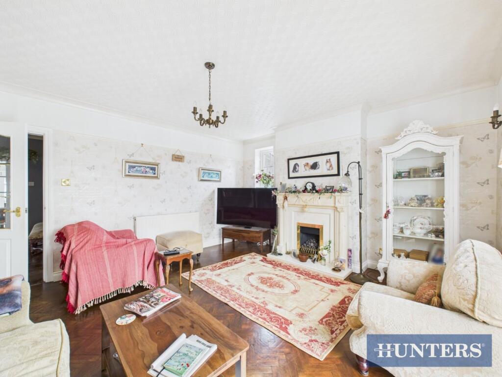 Living Room alt