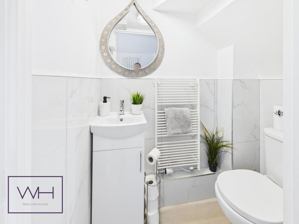 CAM03785G0-PR0222-ST