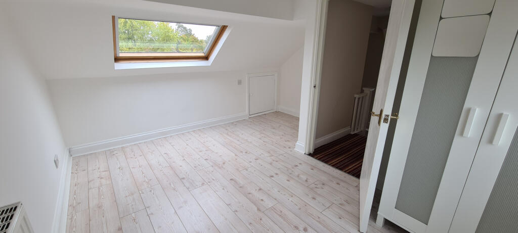 LOFT BEDROOM