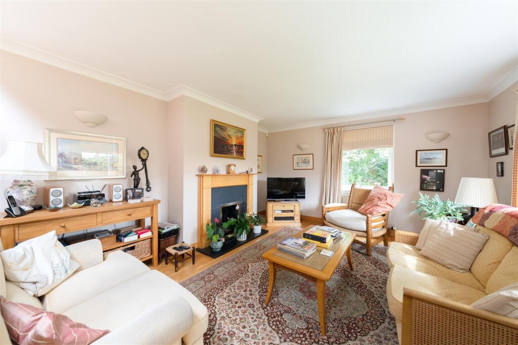 woodlands-9broomlands-10.jpg