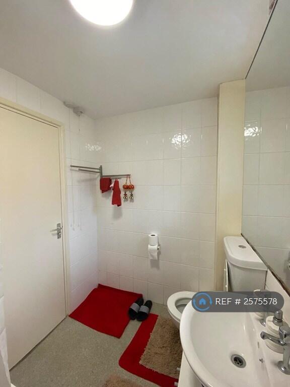 Bathroom/Toilet