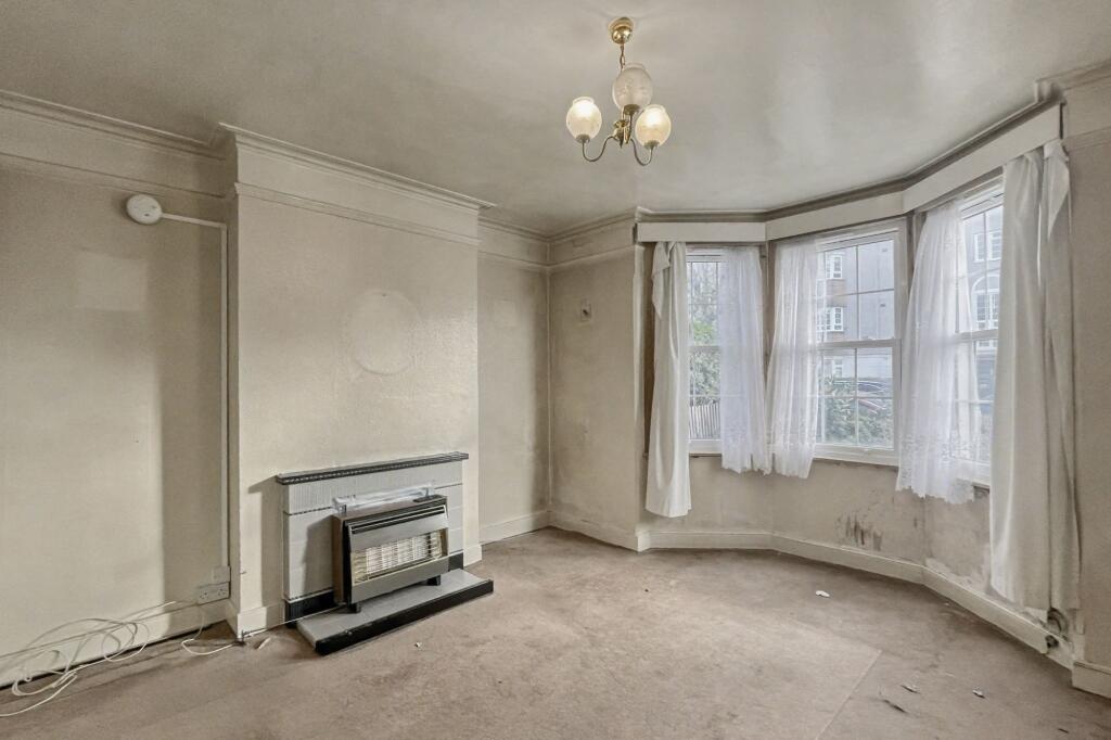 65 Burntwood Lane, London SW17 0AJ