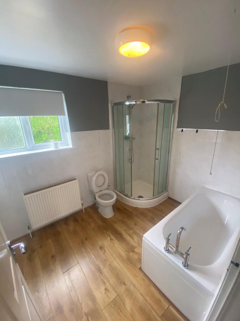 bathroom1