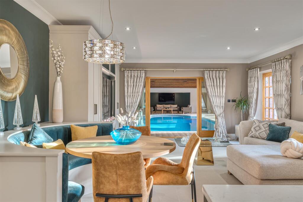 Lounge Dining Kitchen