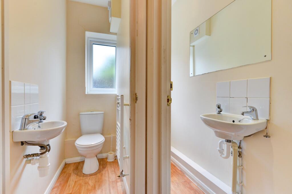 23 Caledonian Road Bathrooms