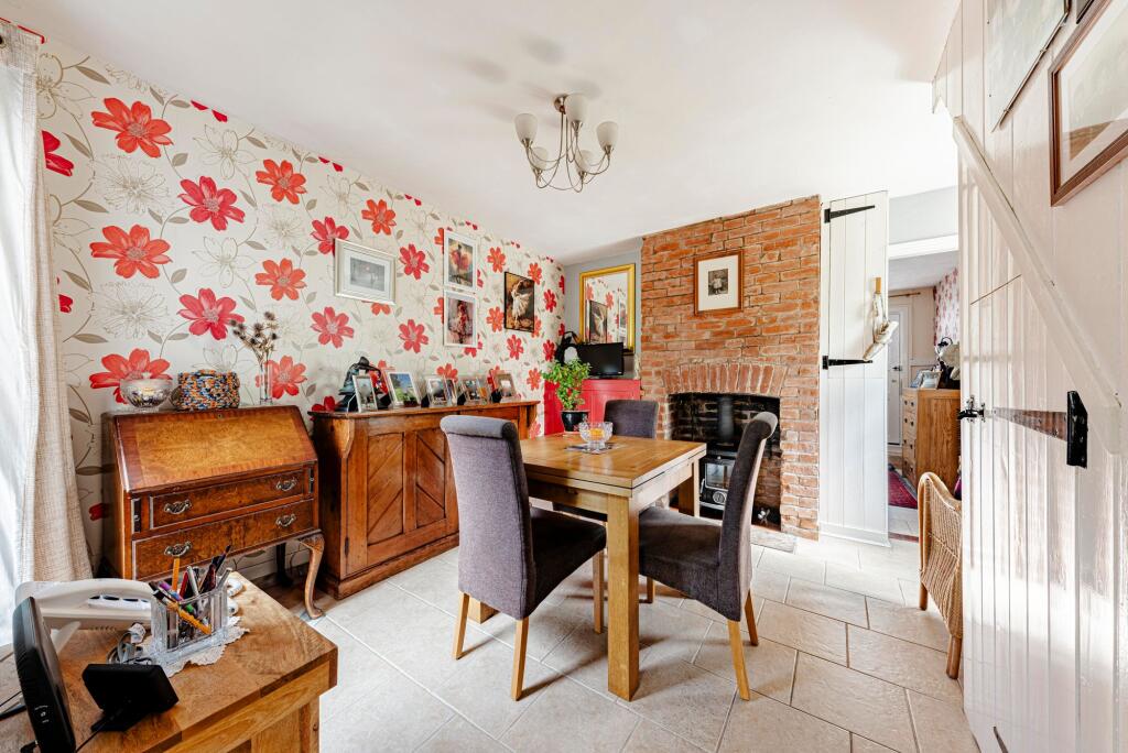 Dining Room (2)