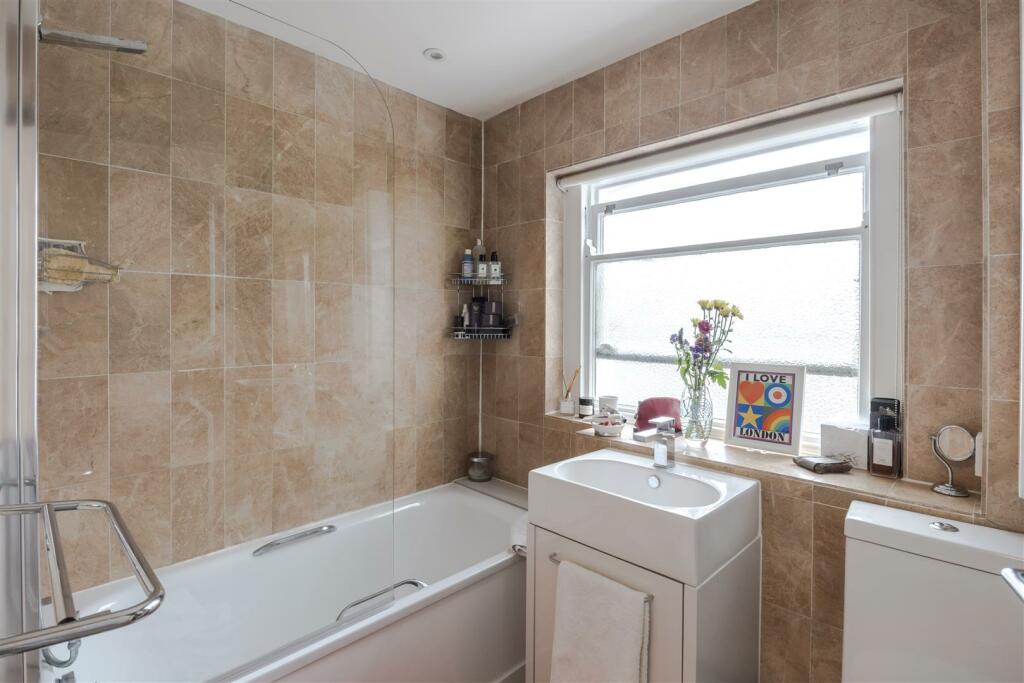 bathroom-1.jpg