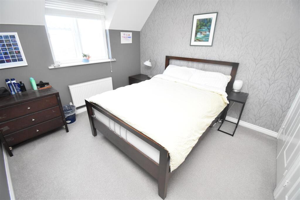 Bed 1.JPG