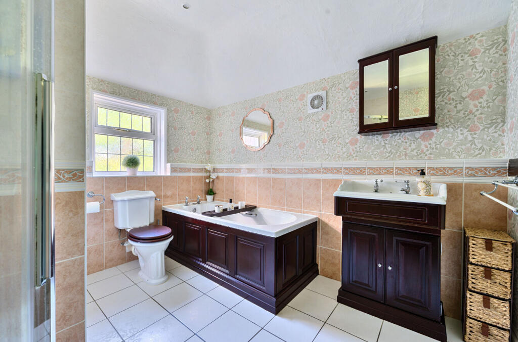 1298676-33-68303a...