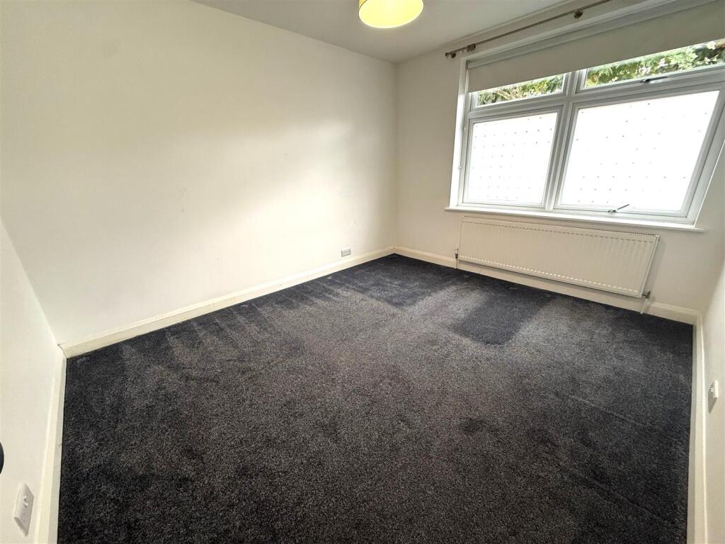 bedroom.jpg