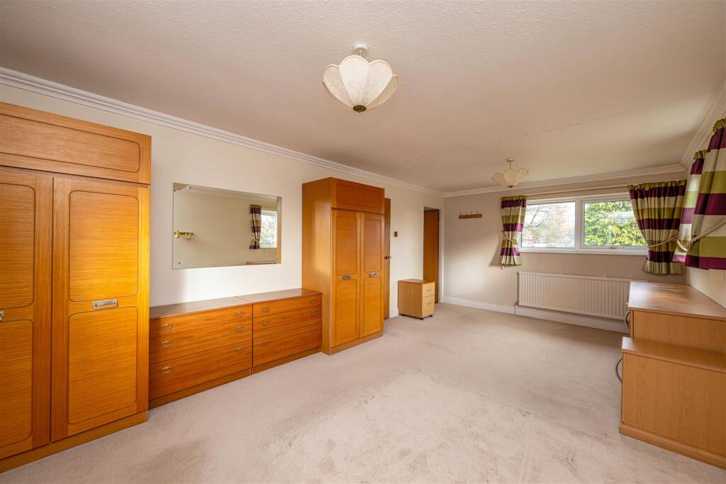 7 Maythorn Gardens  (28).jpg