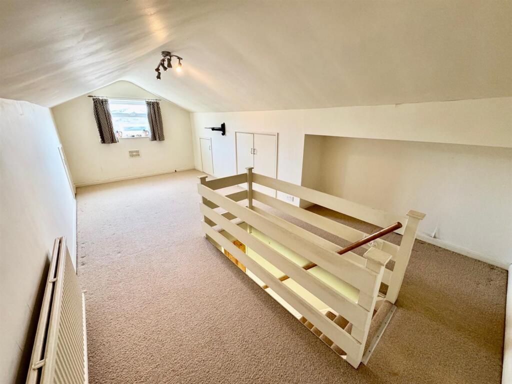 Bedroom 3.jpg
