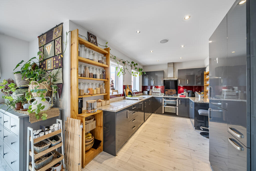 1316485768642ae7cdb18