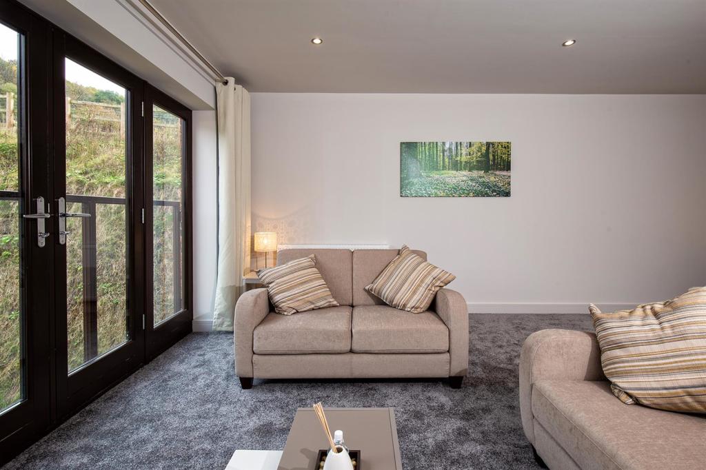 lounge3.jpg