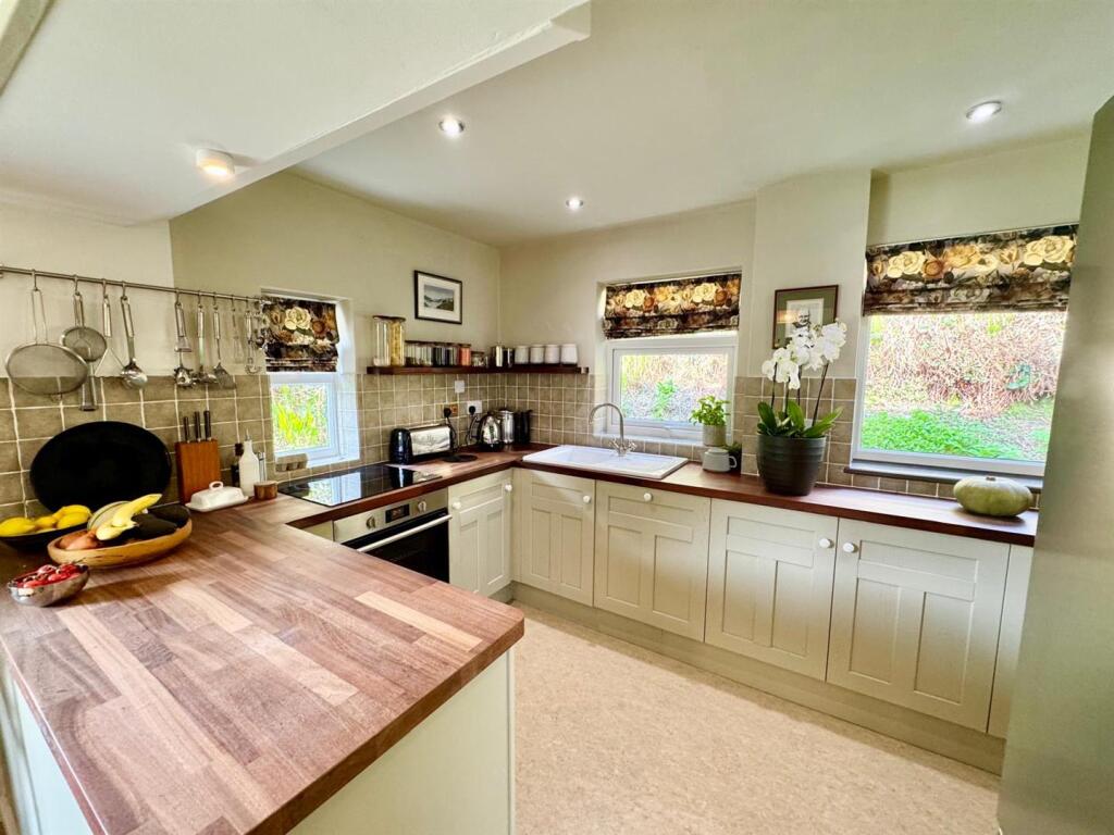 PHOTO-2025-04-07-20-42-23 (14).jpg