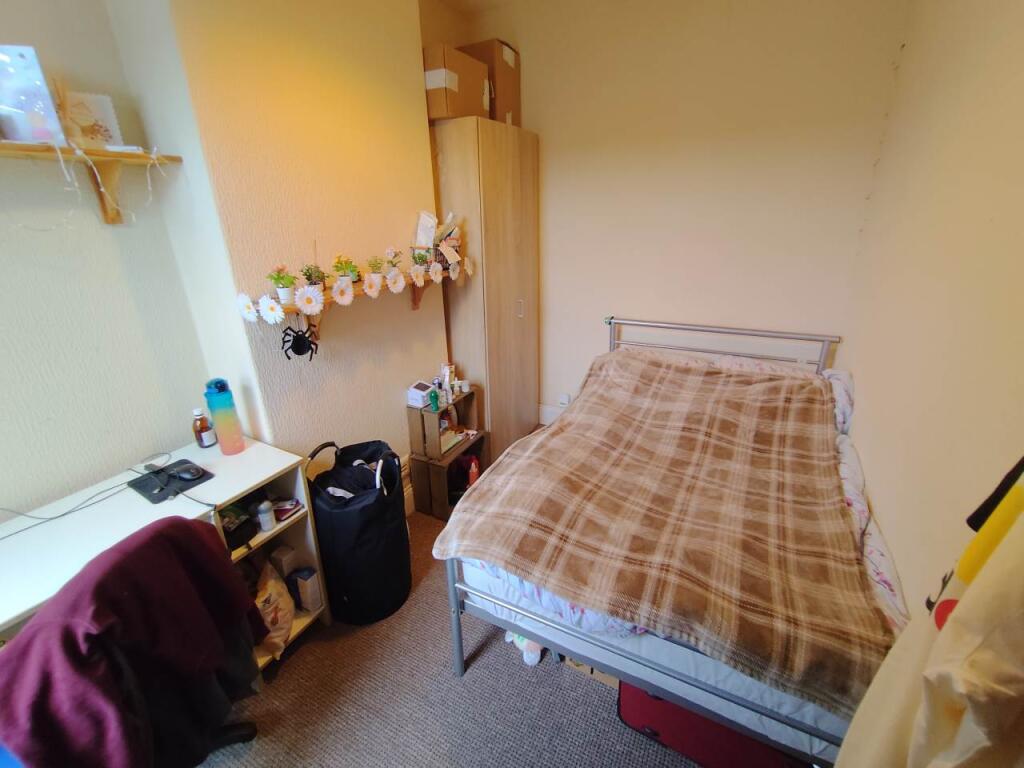 First floor middle b