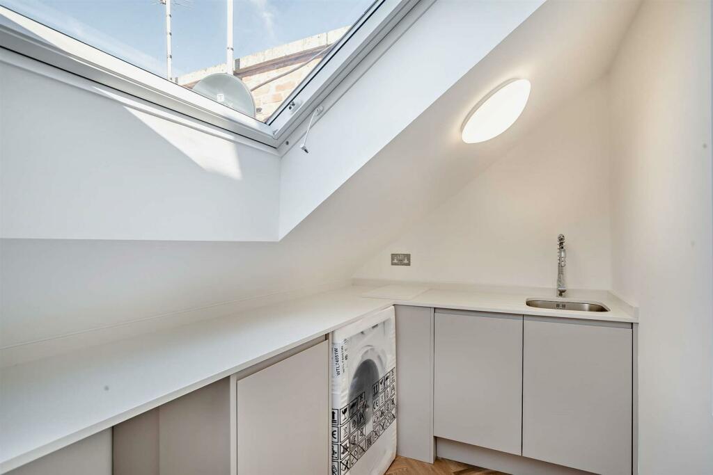 8547528-interior27-800.jpg