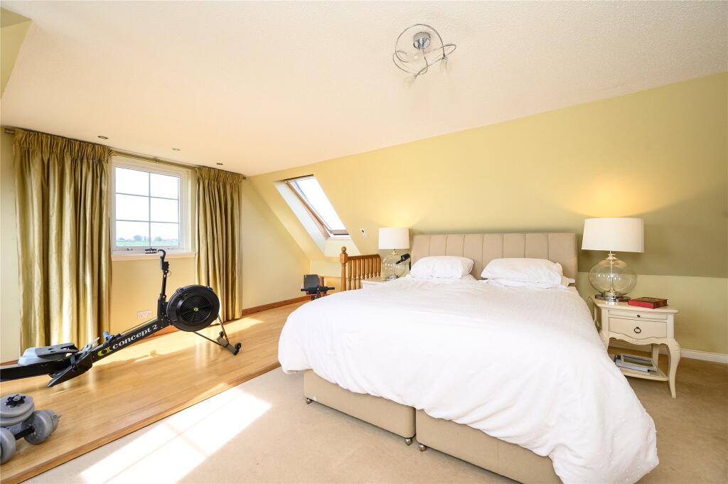 Double Bedroom 2