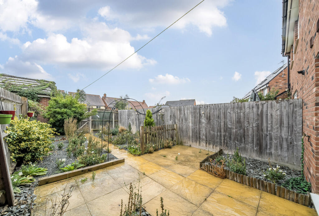 1354623-3-68cad02...