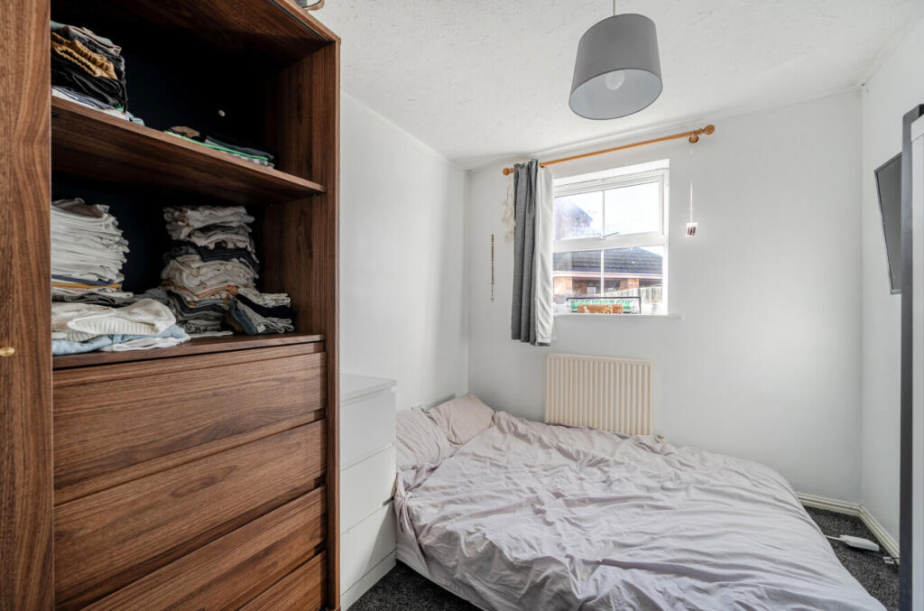 1394757-17-695e5d...