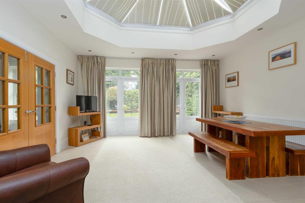 3 Marlborough Place, Lutterworth (18).jpg