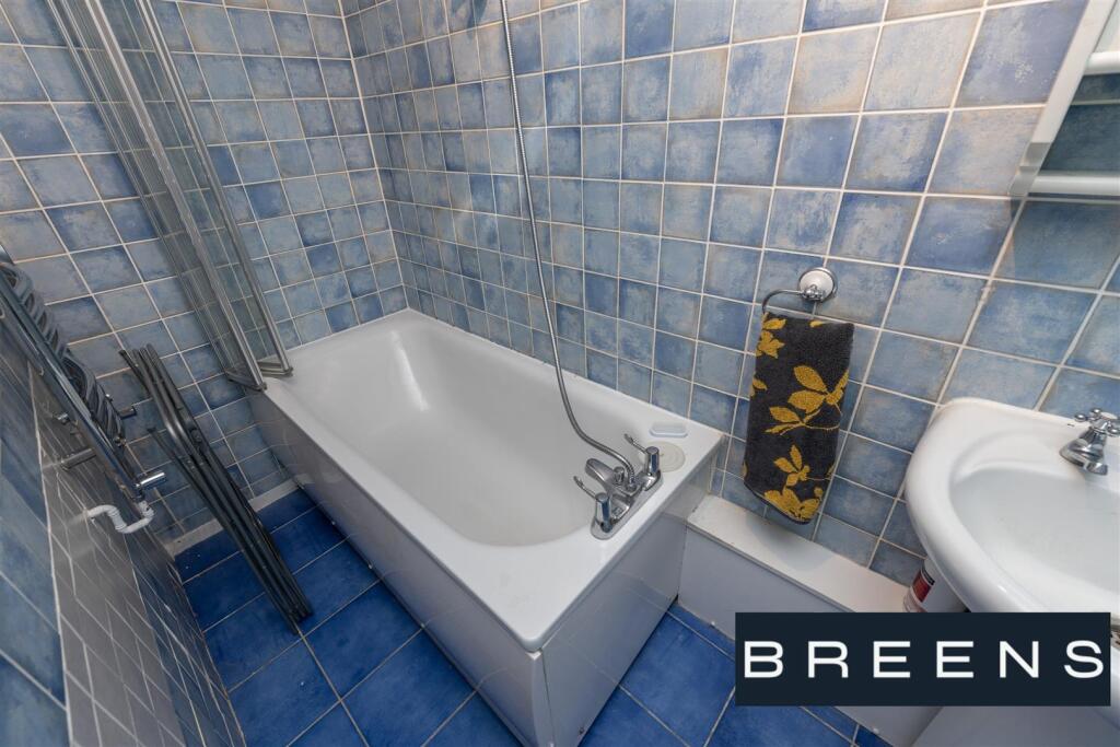 21 Mapleton Road_0022.jpg