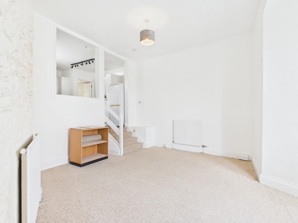 CAM02089G0-PR0461...