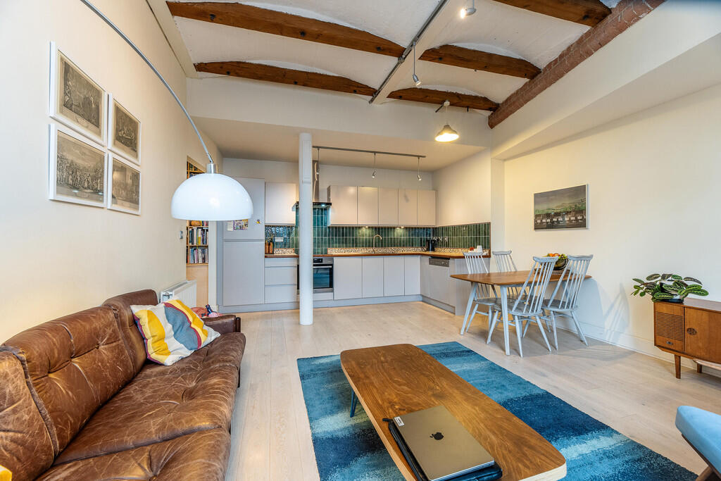 32 William Bancro...