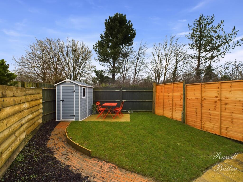 CAM01995G0-PR0248-STILL008